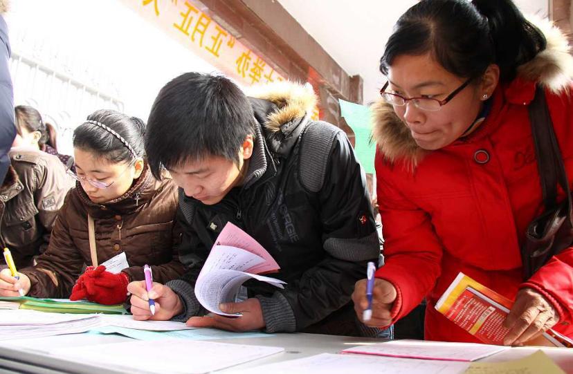 各地紧缺的“选调生”到底是什么？好多人说它是坑，到底应该考吗