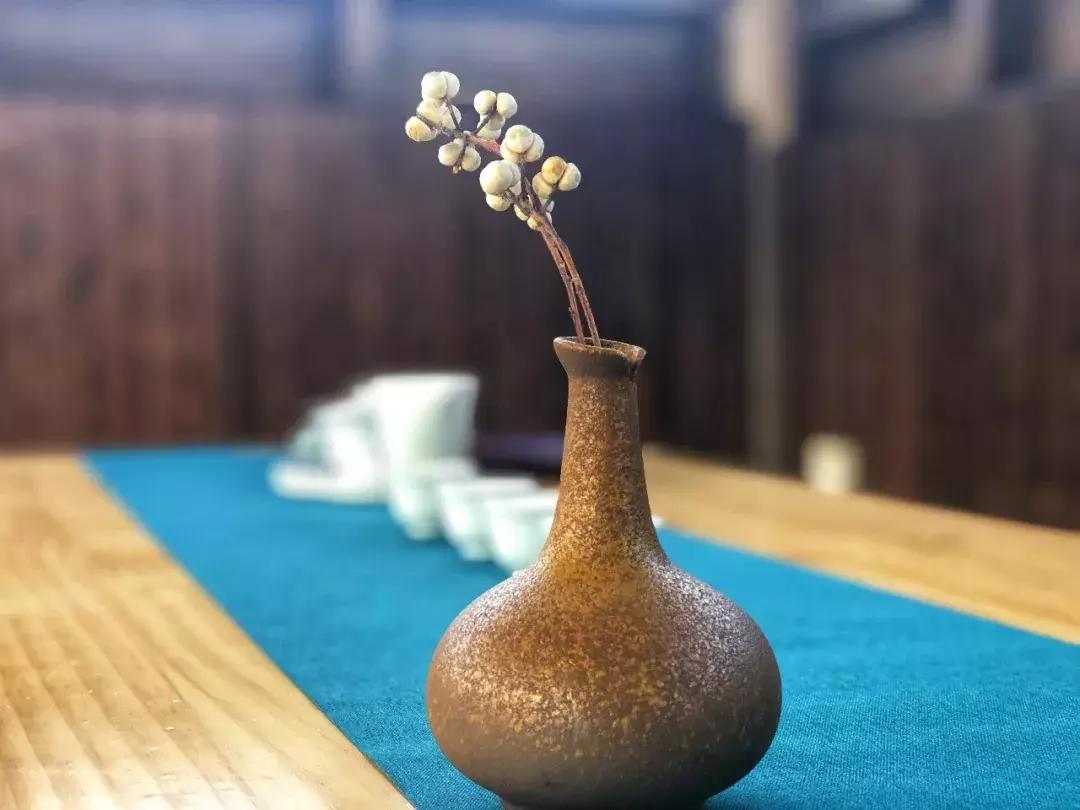 宝鸡市凤翔区灵山景区,宝鸡灵山和凤翔灵山是一个吗