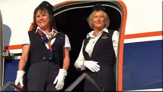 为什么空姐都长得漂亮,空姐为什么一定要长得漂亮