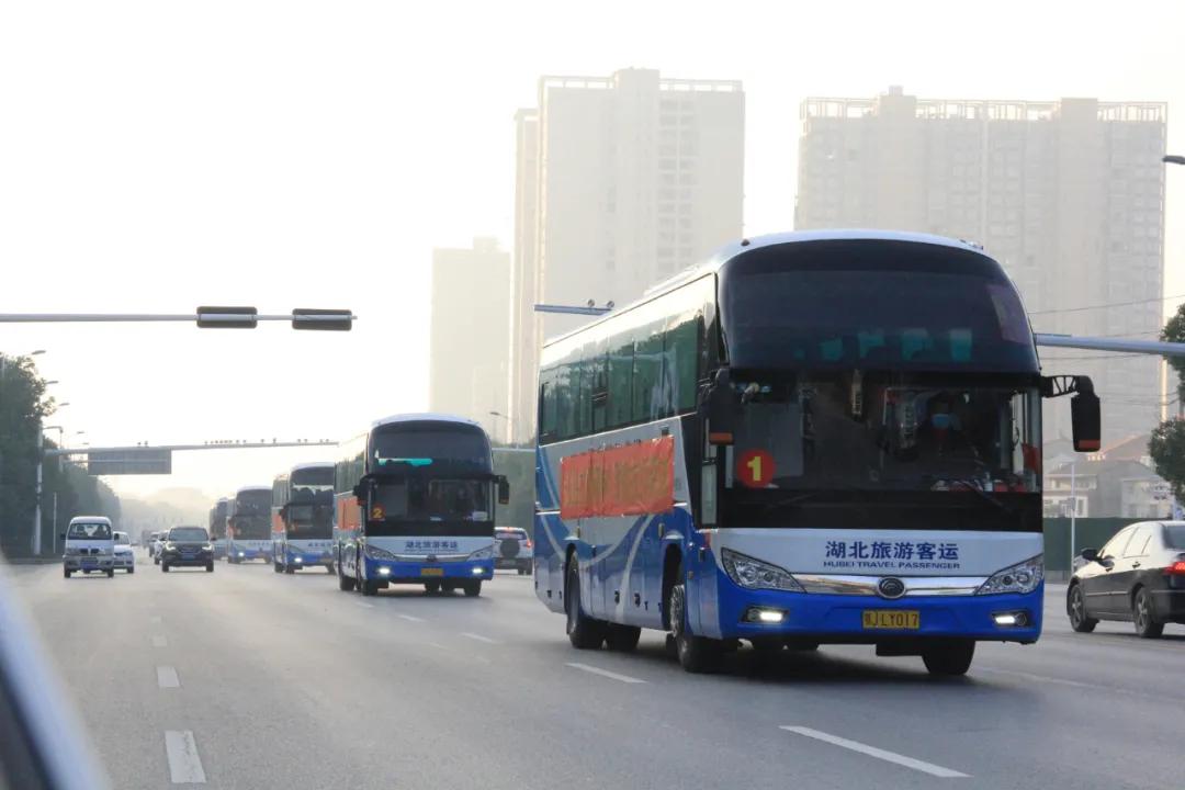 抗疫英雄表彰大会进场,致敬抗疫英雄天门表彰大会视频