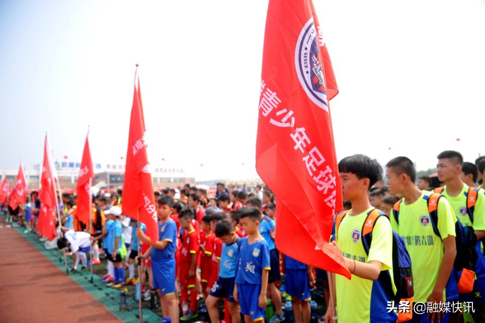 青岛市青少年足球锦标赛追风少年,青岛海西杯全国青少年足球邀请赛