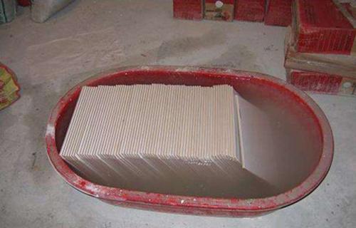 装修地砖要泡水贴吗,装修时地砖被水泡了有影响吗