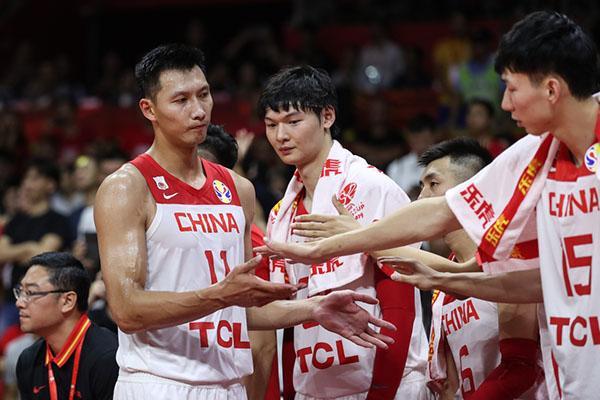 19年世界杯姚明接受采访谈易建联,易建联世界杯封神一战姚明的反应