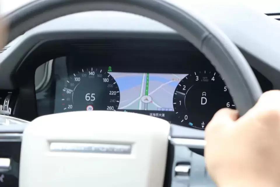 试驾路虎极光l2024,极光l对比发现运动版驾驶感受