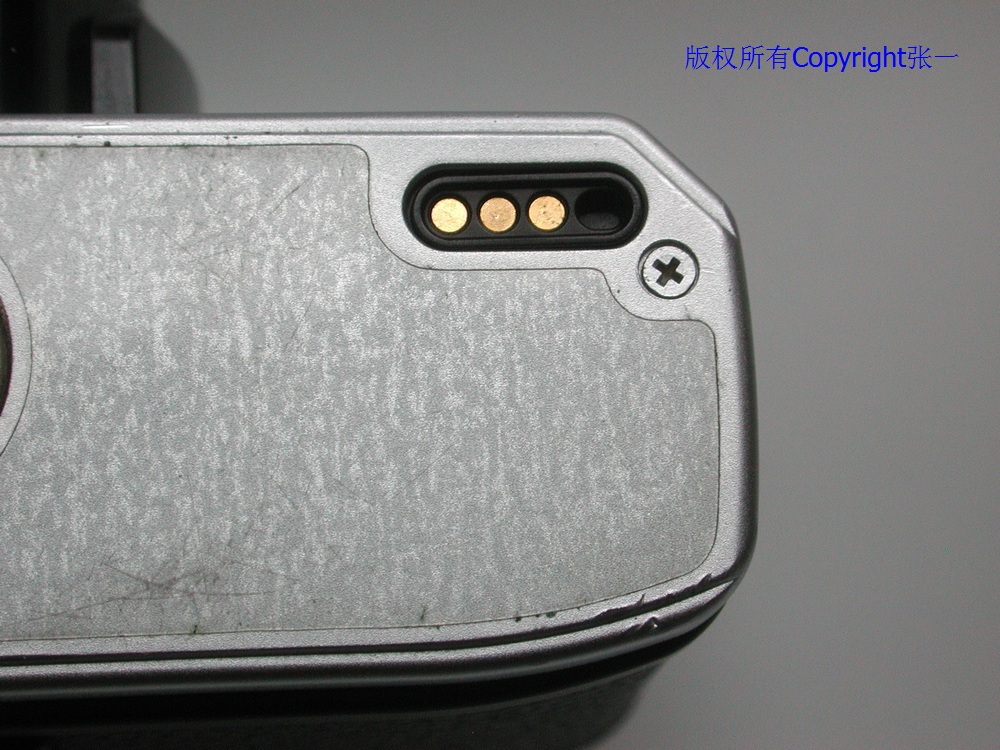 由中国海鸥DF-300贴牌而来的德国RevueDF-300单反照相机！