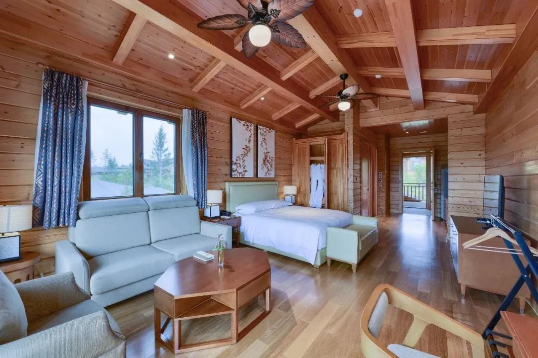 白山10月旅游攻略自助游线路,五一白山周边2-3天短途旅游