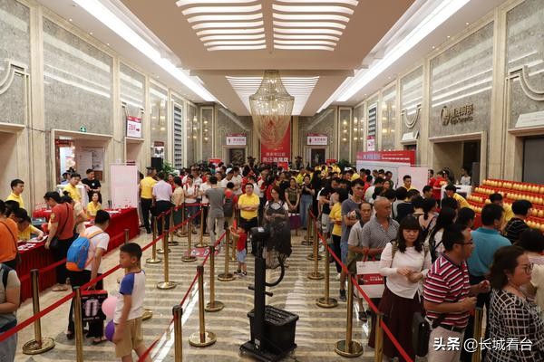 *牌鹰**陶瓷：让世界认识中国建陶