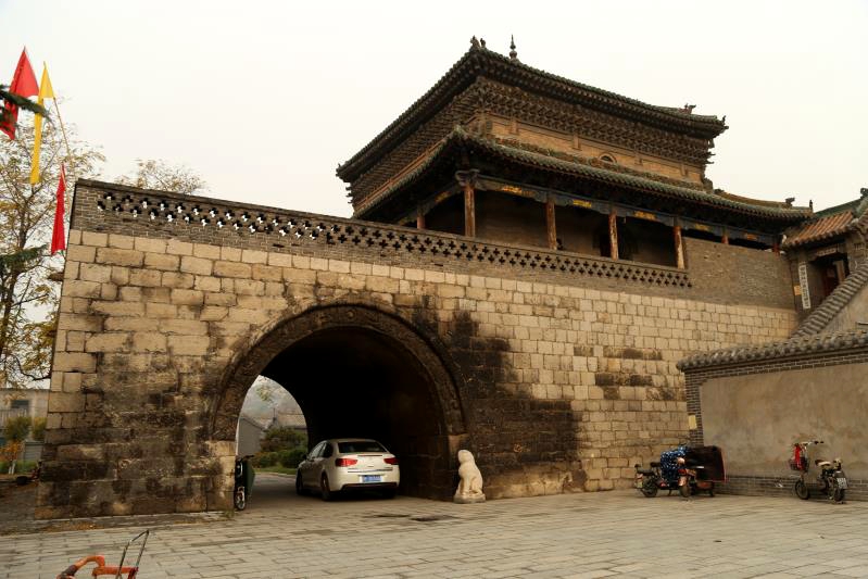 太行八陉中唯一幸存的关楼,穹隆顶上飞檐斗拱,古建中的孤品