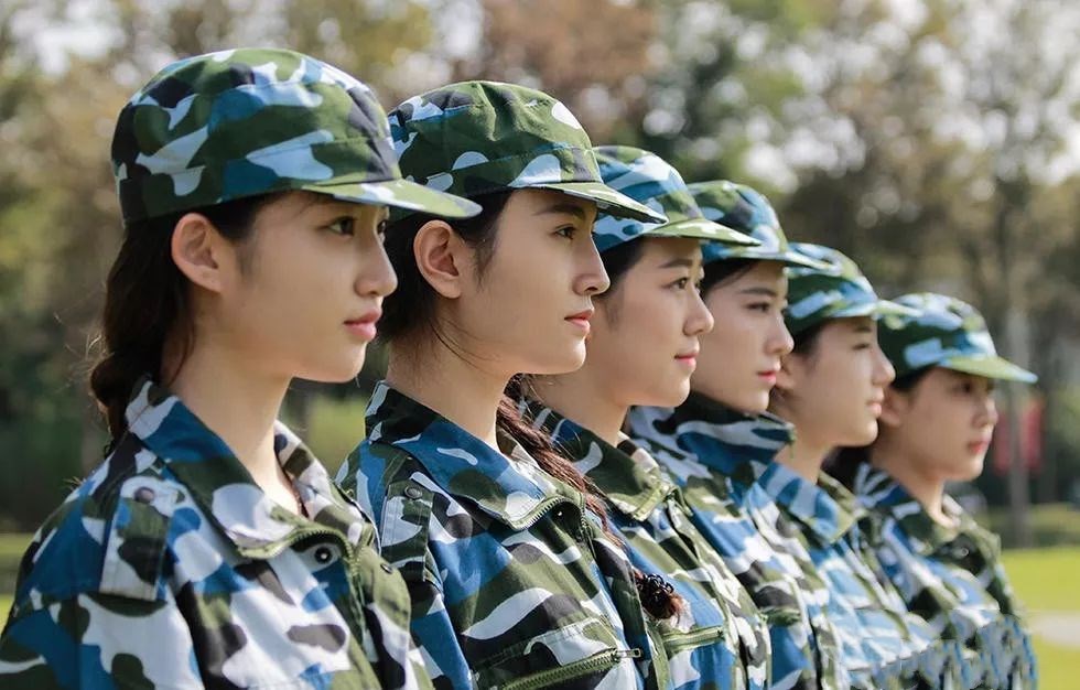 军训十大公认最好的防晒,mistine泰版防晒适合军训吗