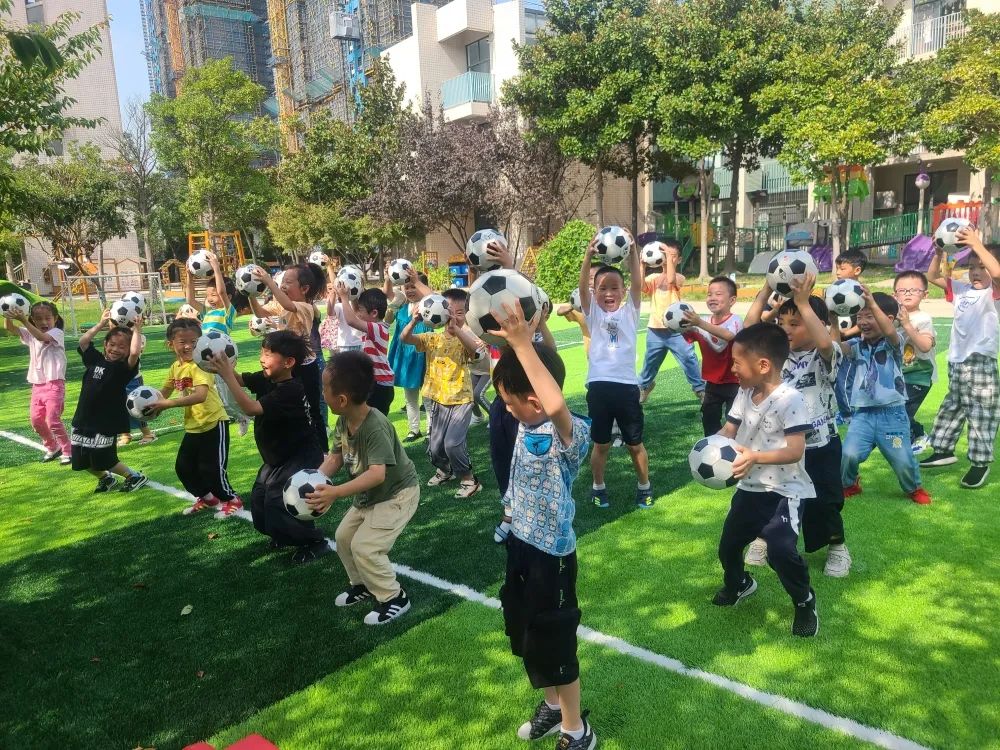 足球魅力在哪里呢,唯有足球真实魅力