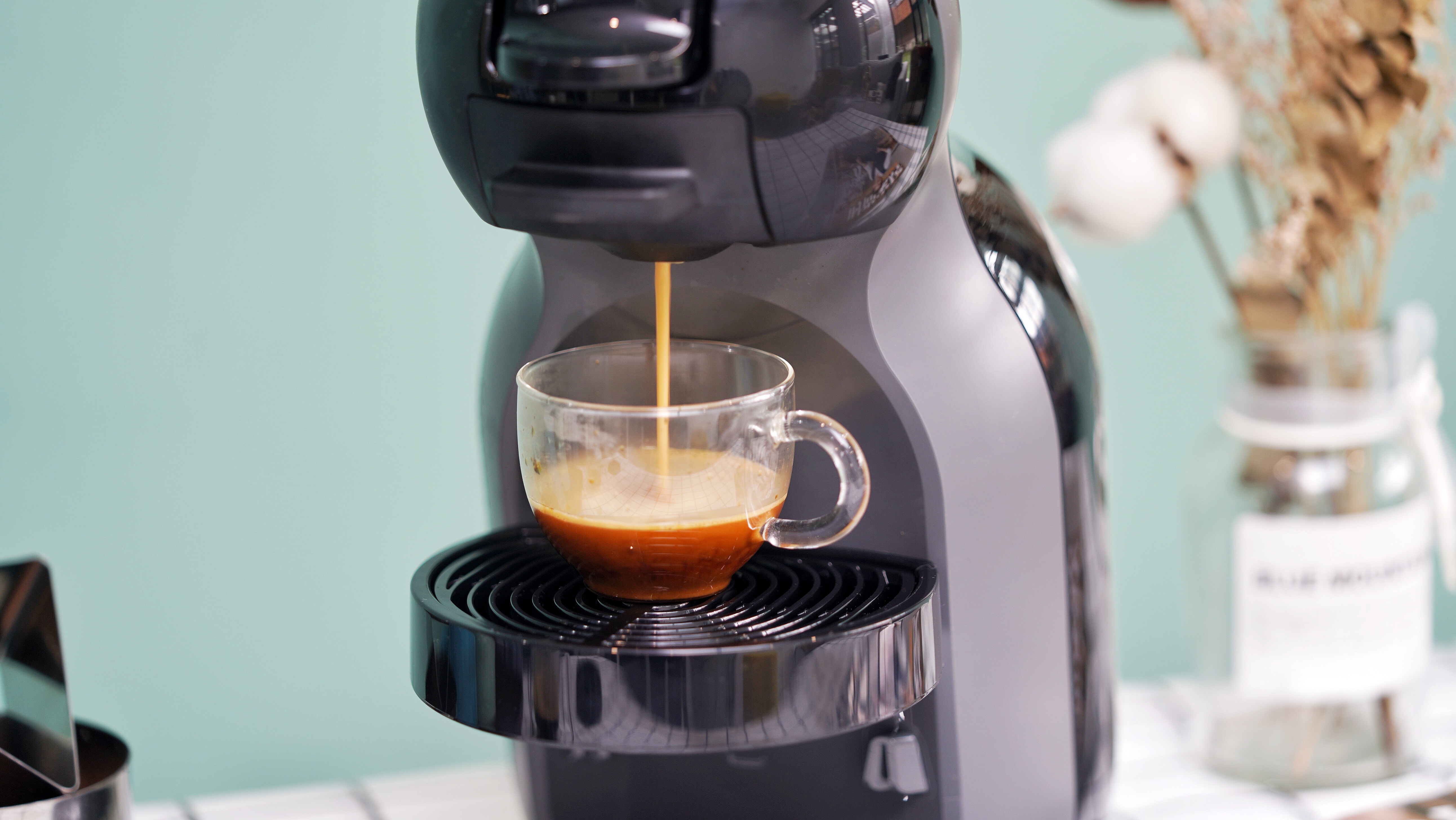 雀巢mini咖啡教程,怎样冲泡雀巢胶囊咖啡