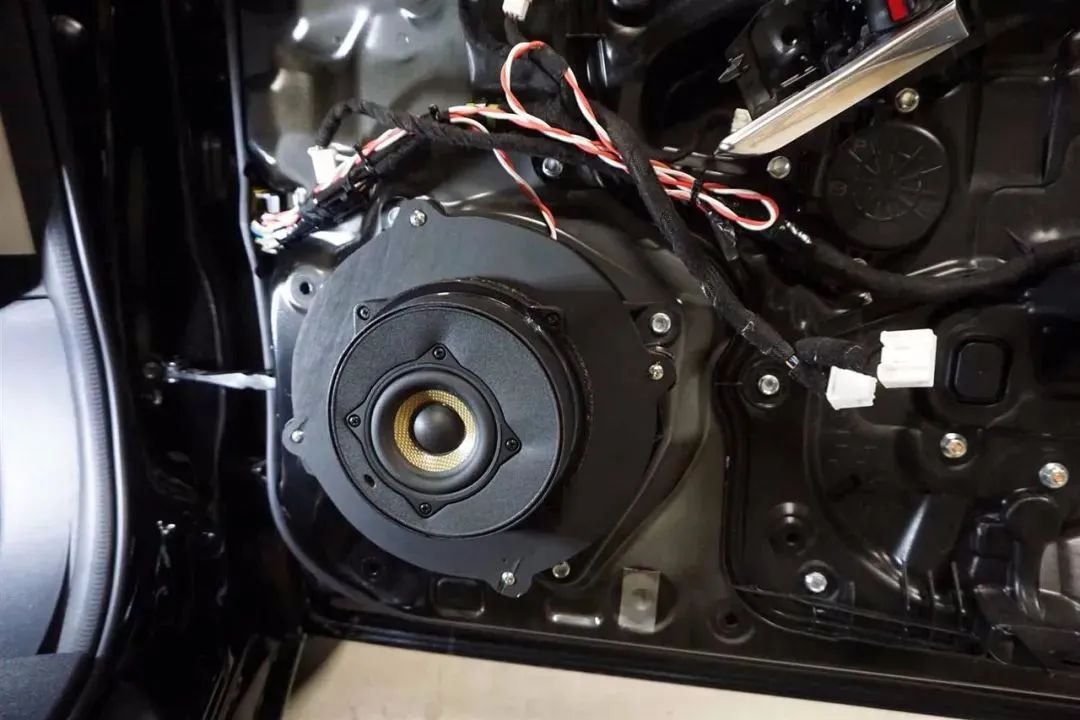 马自达6的bose音响,马自达6拆车bose音响