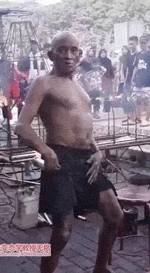 女人遇到狼怎么办,女孩遇见色狼如何自救