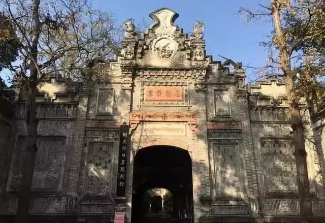 花水湾金陵温泉度假酒店温泉,成都花水湾温泉旅游度假
