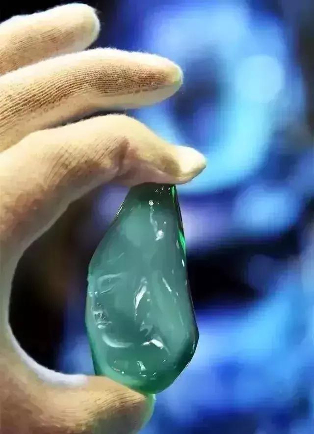 泰国国宝玉佛真假,泰国20亿翡翠佛