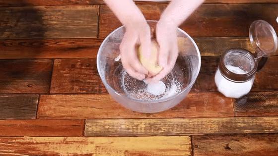 桃子不能跟什么一起吃会引起腹泻,桃子吃多了会腹泻吗