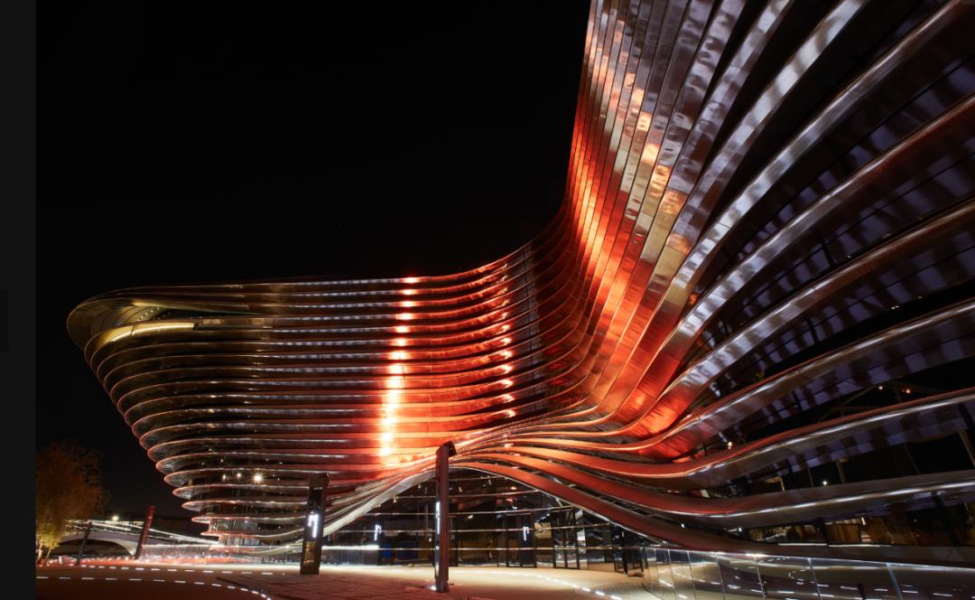 迪拜世博会中国馆正式试运营,迪拜世博会各国展馆建筑抢先看