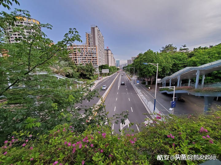 小而精视频,三星galaxys10e评测