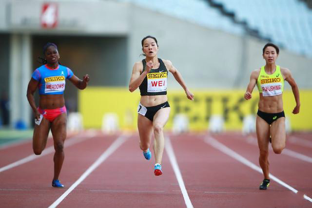 韦永丽100米99秒,韦永丽43秒35米接力夺冠