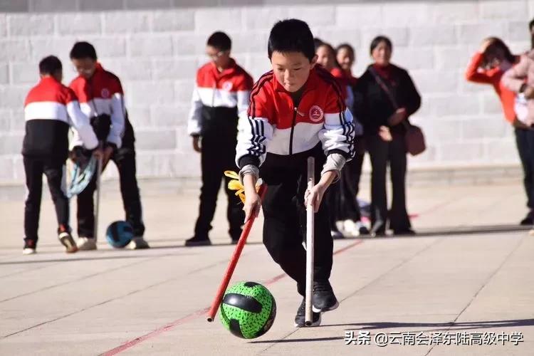 鍙堟槸鍒汉瀹剁殑瀛︽牎,鍙堟槸鍒汉瀹剁殑瀛╁瓙瀹屾暣瑙嗛