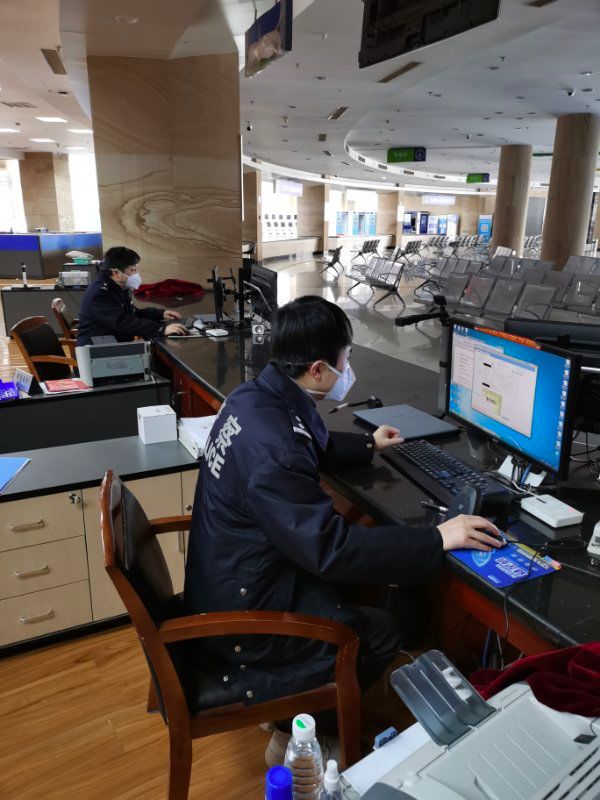 疫情期间驾驶证未检怎么办,疫情原因驾驶证换证能延期吗