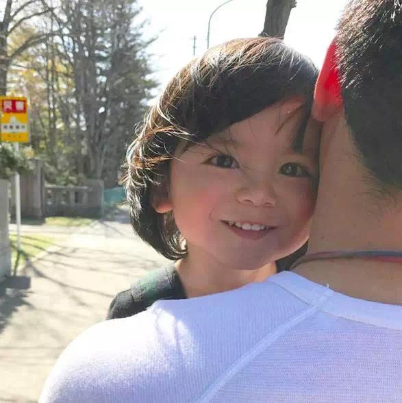 日本大眼妹本人抖音,日本大阪大眼妹本人抖音