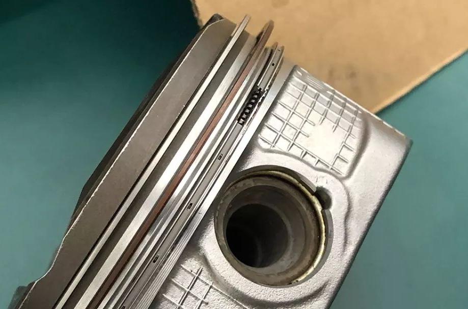 机油的好坏跟发动机有影响吗,机油用好的会减少积碳吗