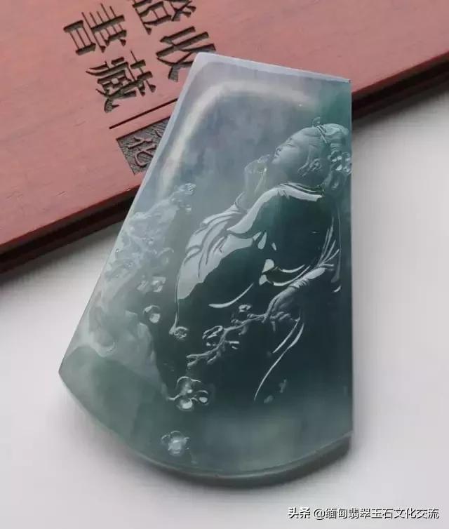 翡翠雕刻房子造型寓意,翡翠雕刻蚂蚁和虫子寓意