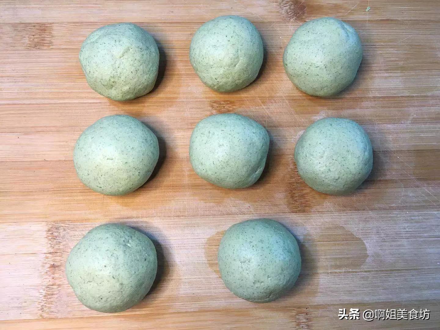 怎么做艾叶粑粑放什么粉,怎么用糯米粉做艾叶粑粑