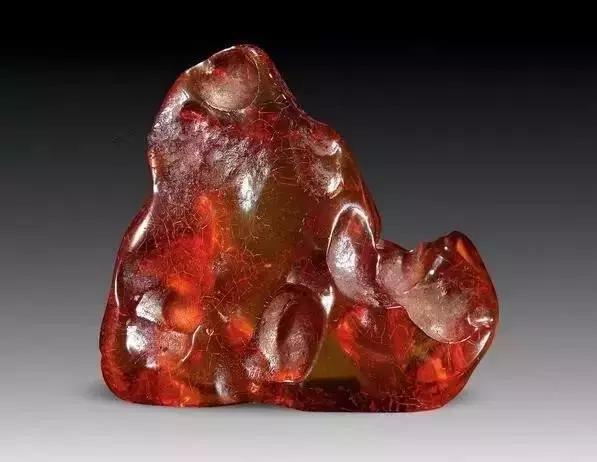 捡到这样的石头千万别扔桌子,遇到这样的石头赶紧捡