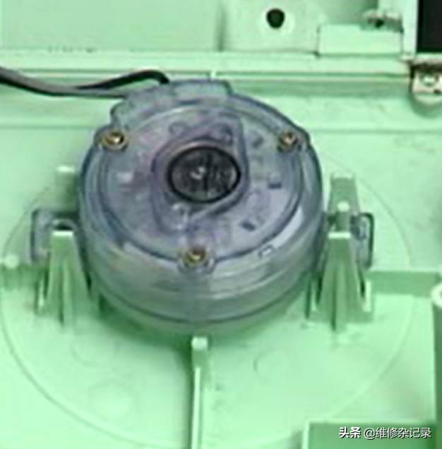 半自动双桶洗衣机脱水桶不工作,双桶洗衣机脱水桶不转定时器正常