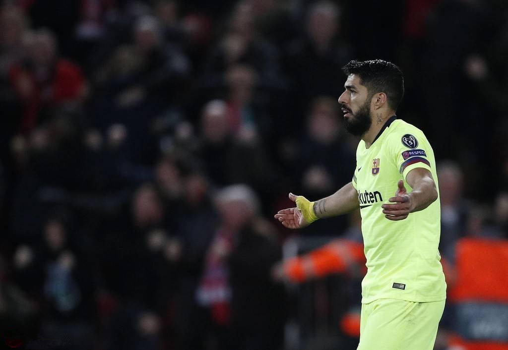 红军失声痛哭,梅西更衣室哭得最惨的一次