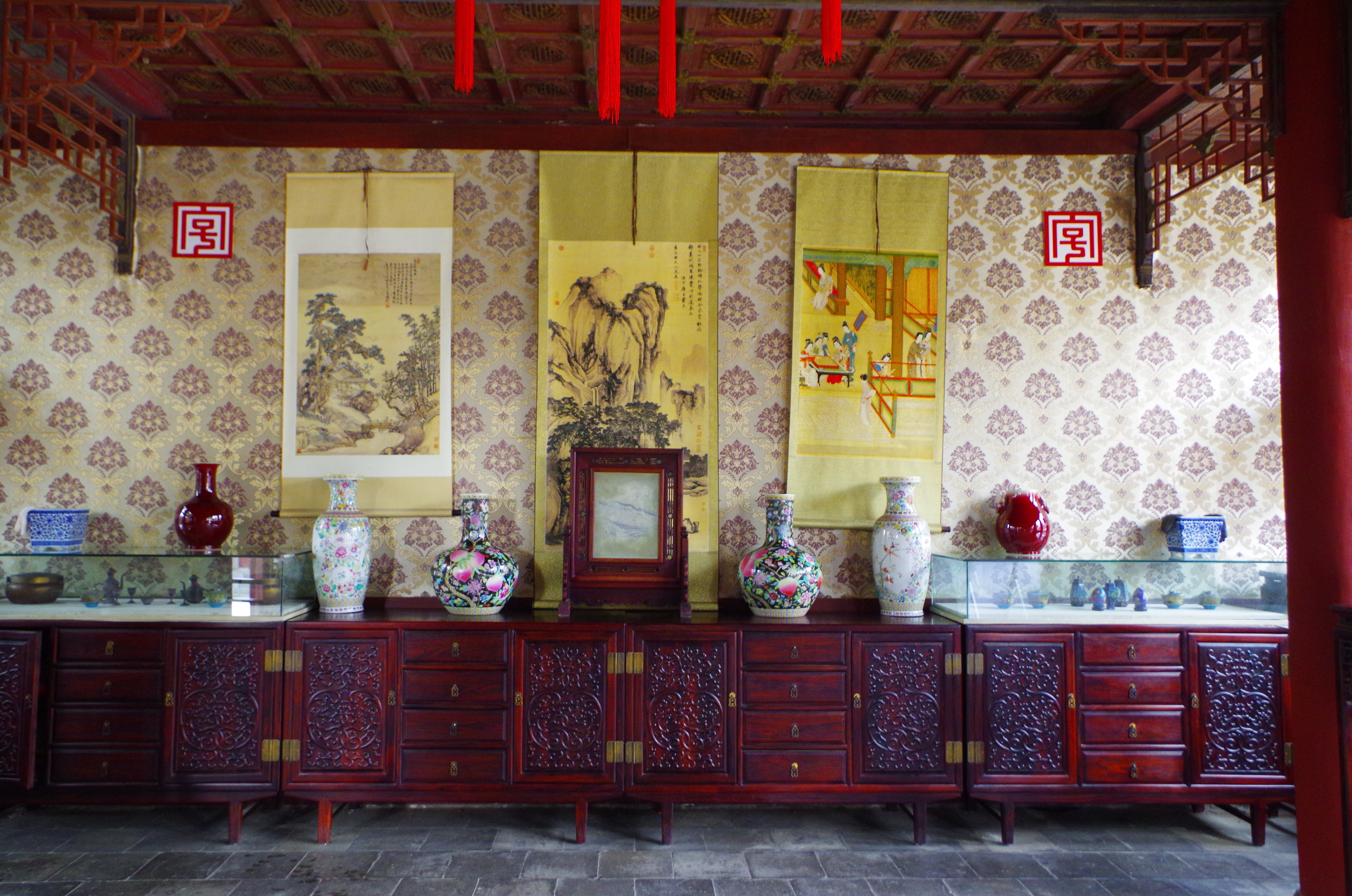 来自于1986年的荣国府