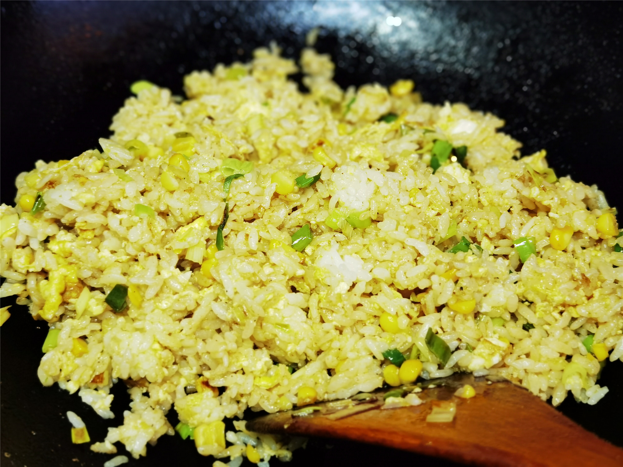 炒米饭最好吃的方法,炒米饭最关键的一步是什么