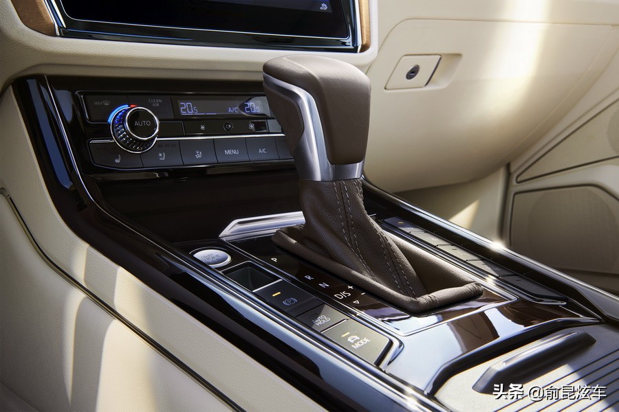 辉昂2021款试驾视频,舒适和动力兼顾的车