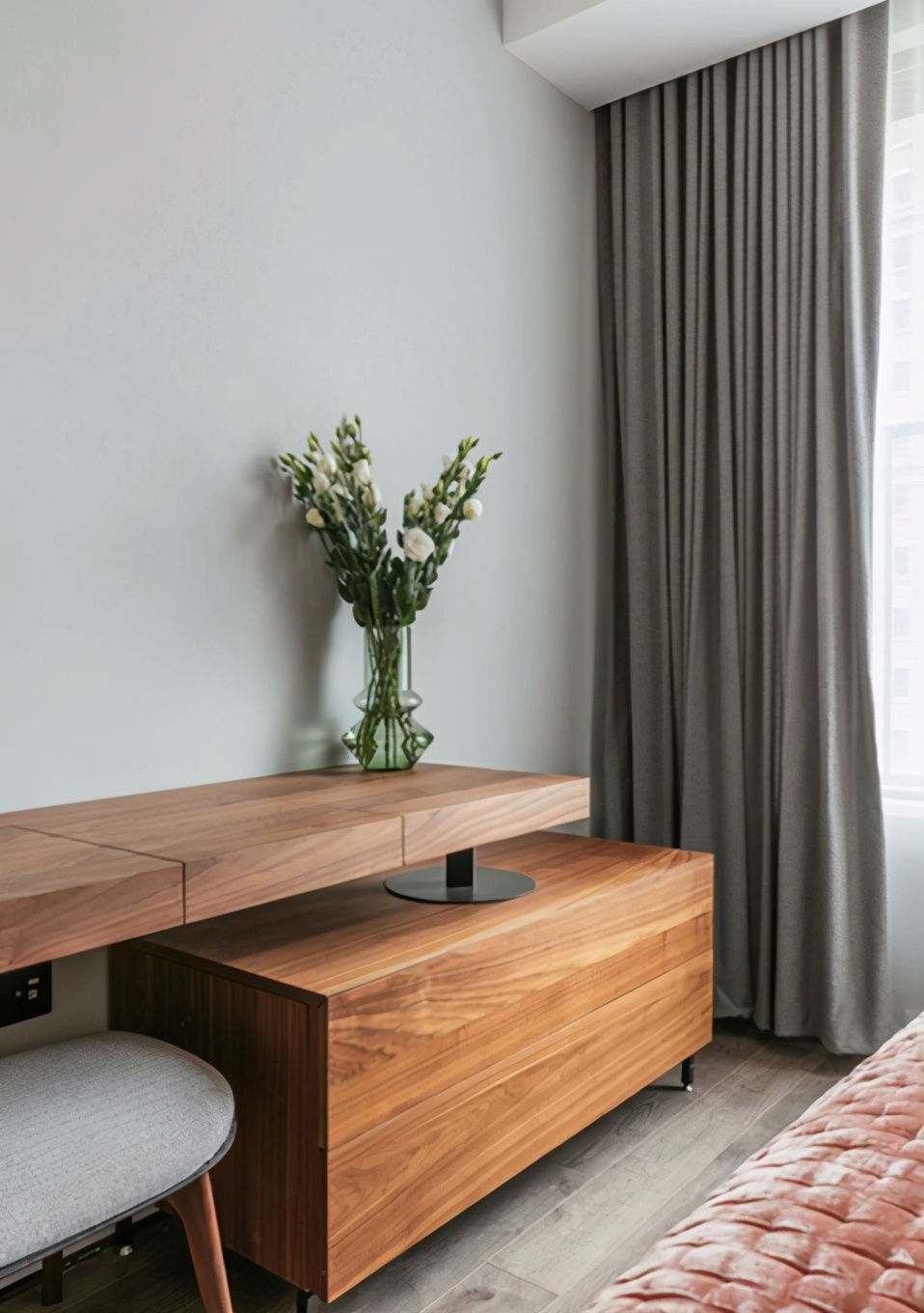 装修房子窗帘应该怎么选,窗帘配件怎么选不吃亏