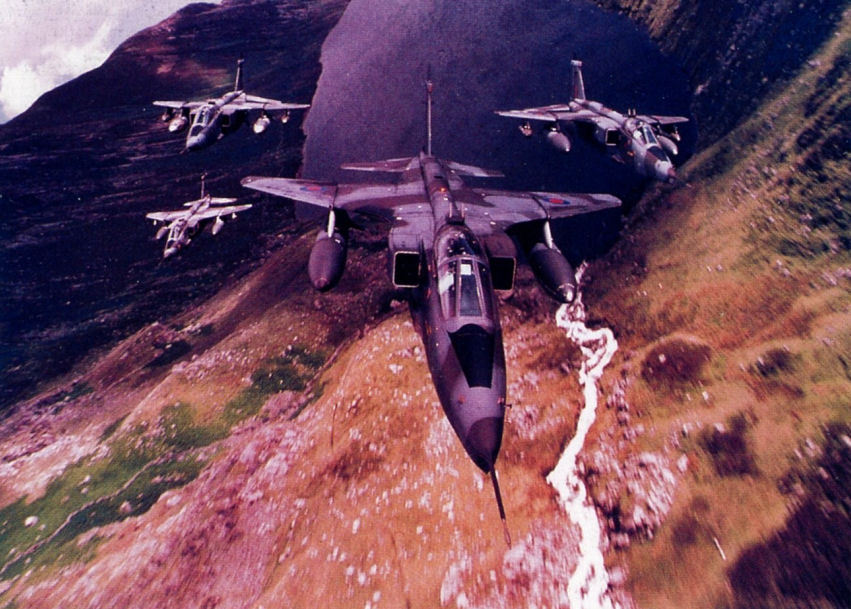 记忆中的战斗机,记忆中的战斗机飞行员