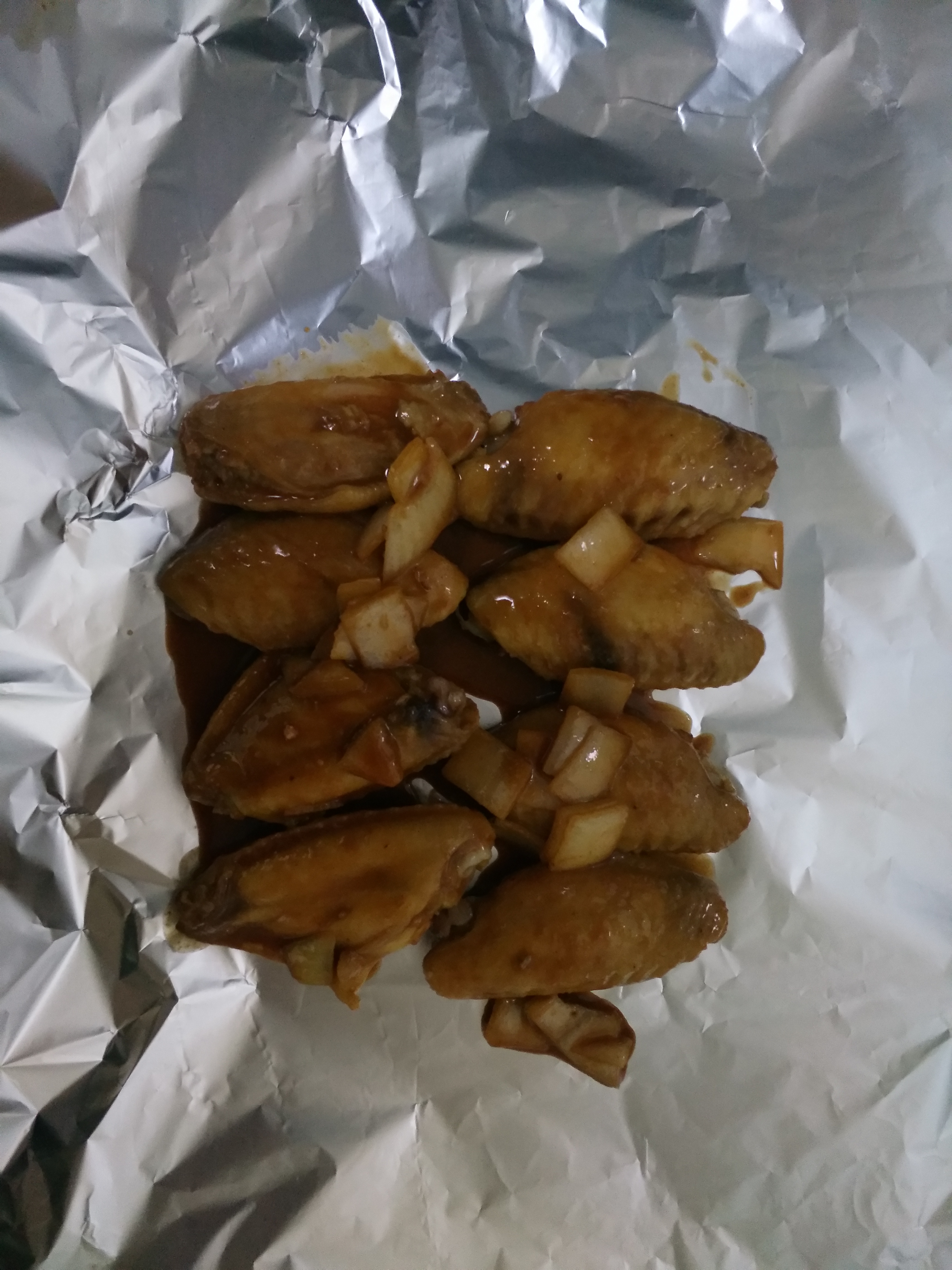 用烤箱烤鸡翅鸡翅还用焯水吗,烤箱烧烤鸡翅怎么烤得外焦里嫩