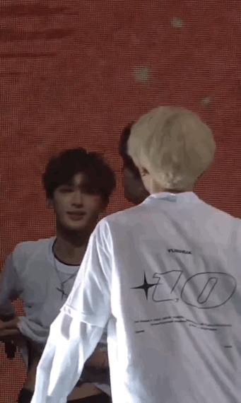 李现有没有腹肌,李现的真腹肌