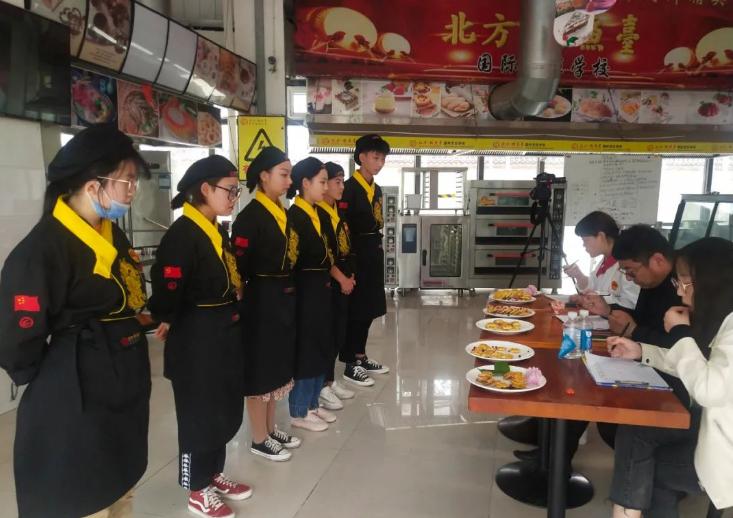 职校选择学西点师怎么样啊,为什么越来越多的人选择去留学