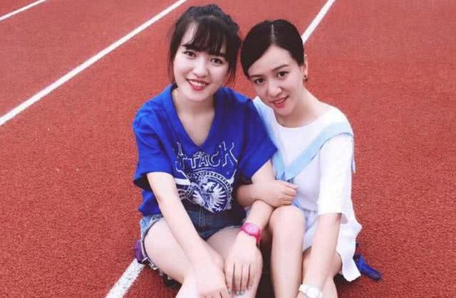 英语六级水平可以和外国人交流吗,英语六级口语是英式还是美式