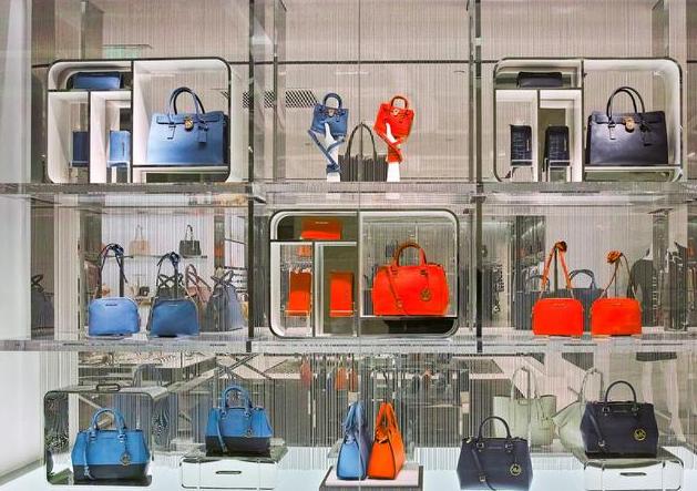 如果你月入过万每天一杯星巴克,5000块工资每天一杯星巴克