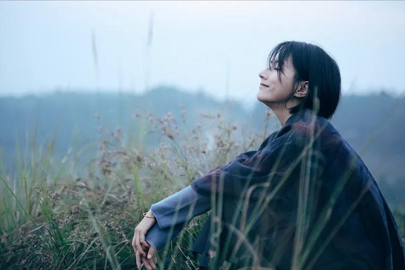 菜吧:她不上班也不靠脸吃饭,住2层小楼,过上了别人做梦都要的日子