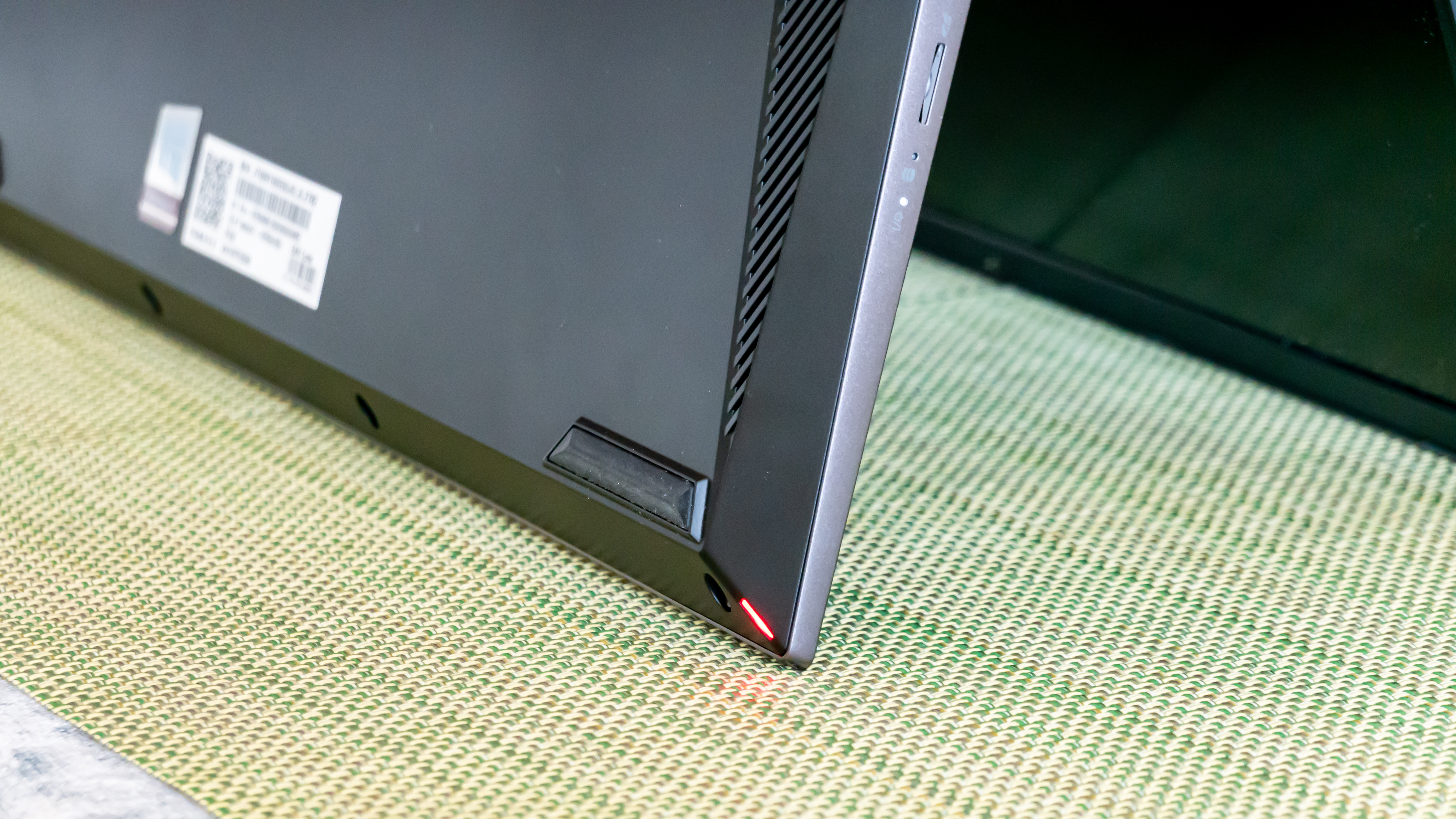 雷神911pro高端笔记本,雷神911pro可以玩的游戏