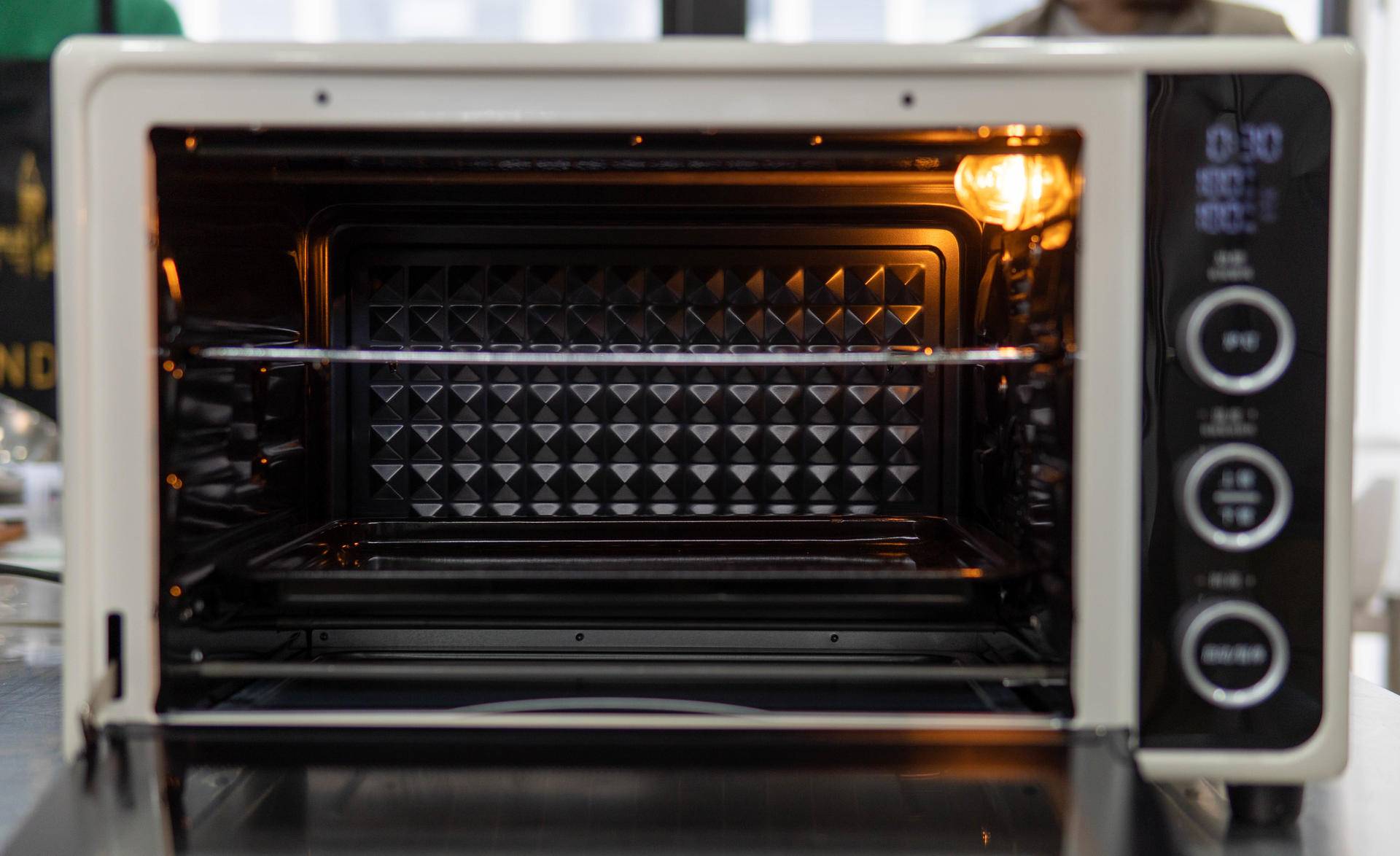 海氏烤箱i3与f1,海氏烤箱i3和小米烤箱