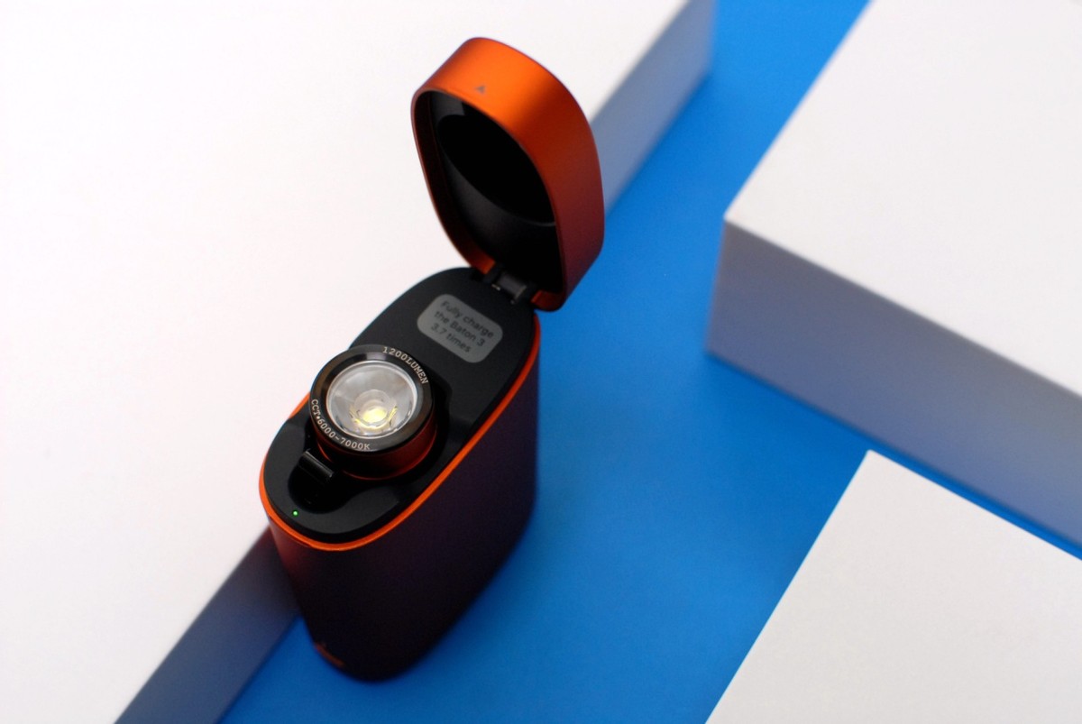 baton手电筒测评,傲雷baton3强光手电体验