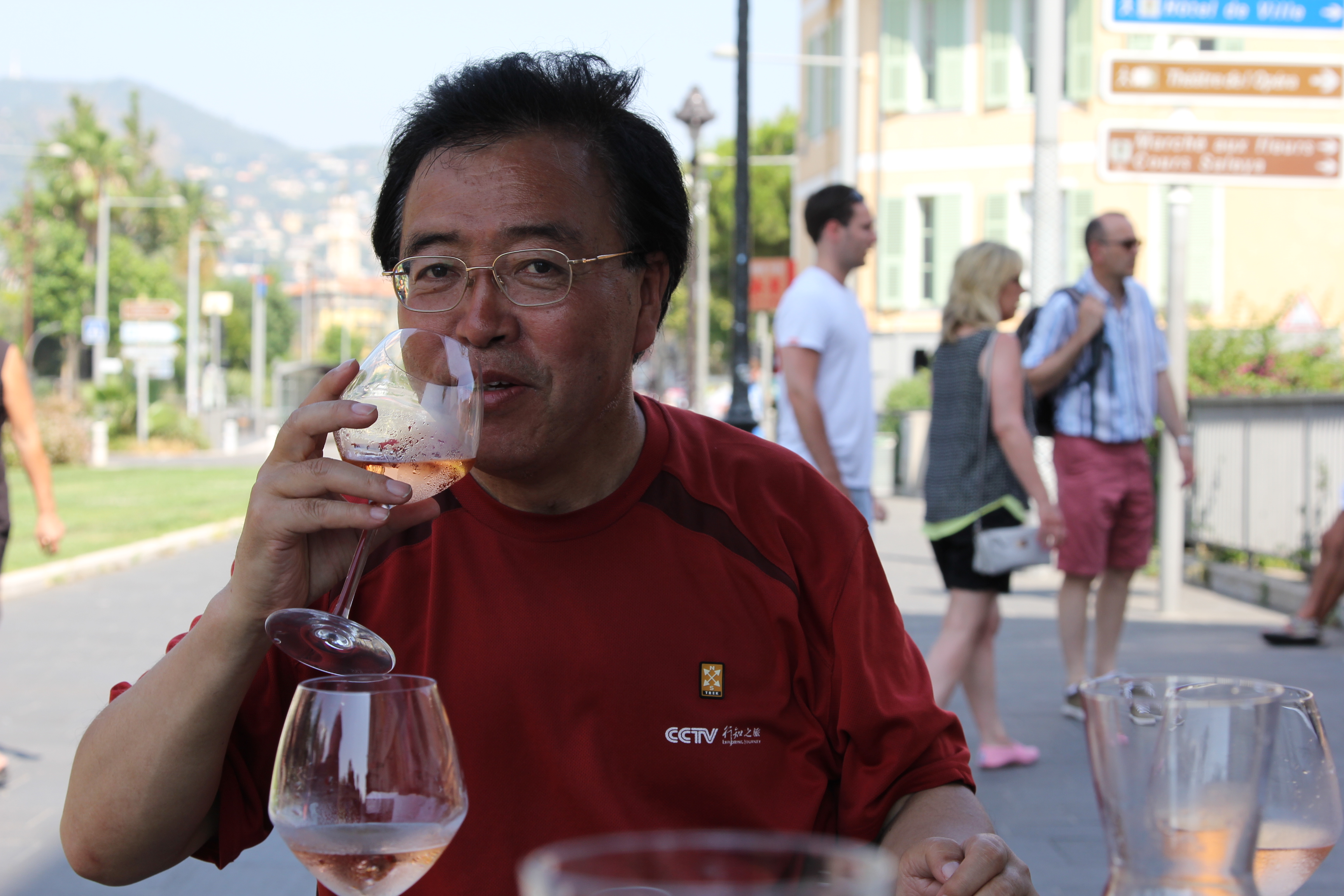 娉曞浗灏兼柉椋庢櫙,娉曞浗灏兼柉瑙嗛