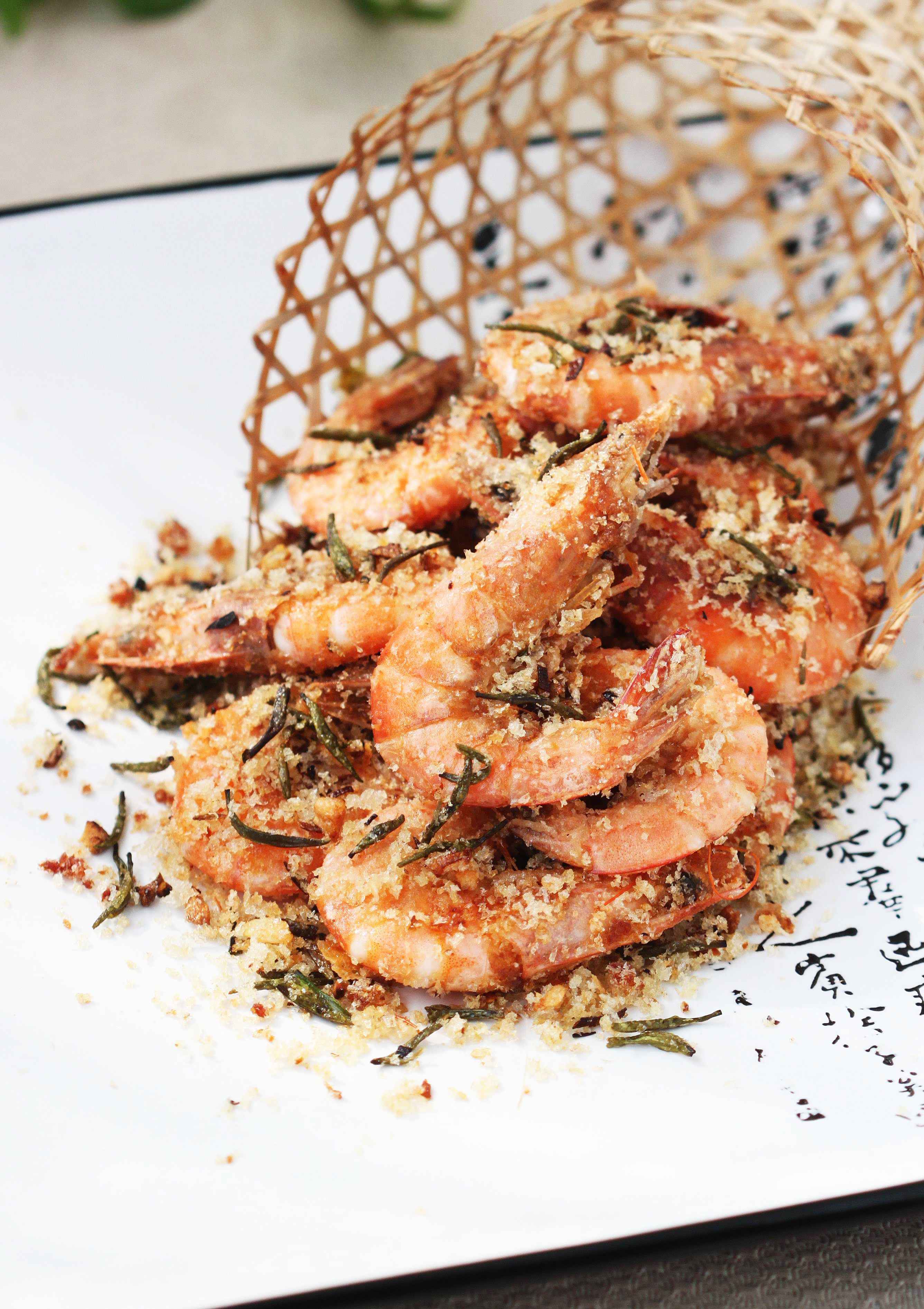 港式避风塘炒虾做法,正宗港式避风塘炒虾