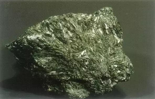 史上最全珠宝玉石图鉴,十二种玉石的鉴别方法