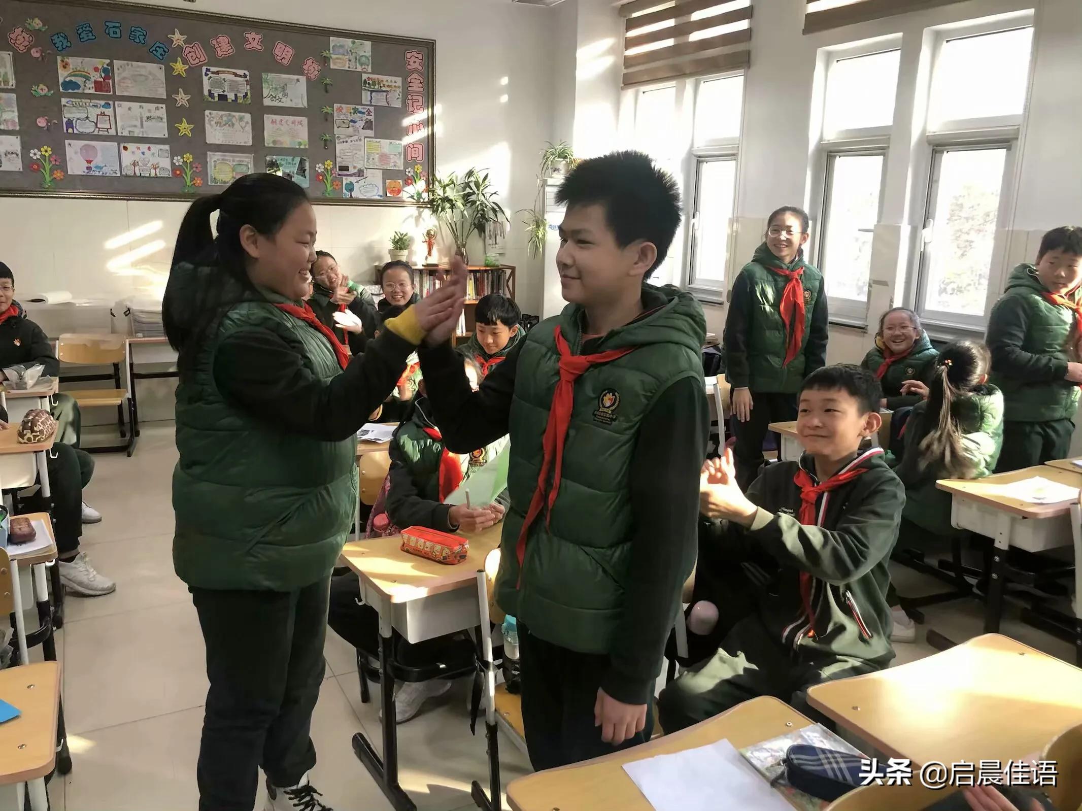 我们毕业了主题班会教案,小学六年级我的毕业季教案